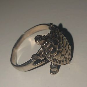 Sterling Bobble Body Turtle Ring